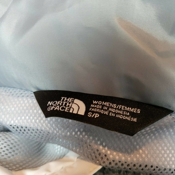 The North Face Resolve Plus Rain Coat Jacket - Picture 8 of 11